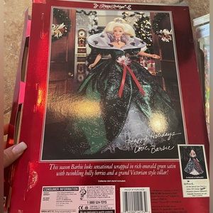 Rare , collectible 1995 Holiday Edition Barbie